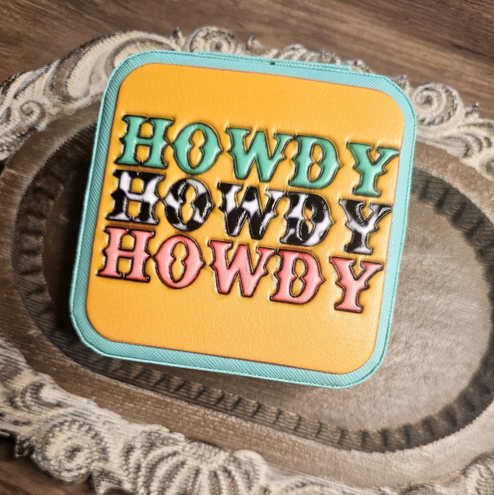 Colorful 'Howdy' Jewelry Organizer